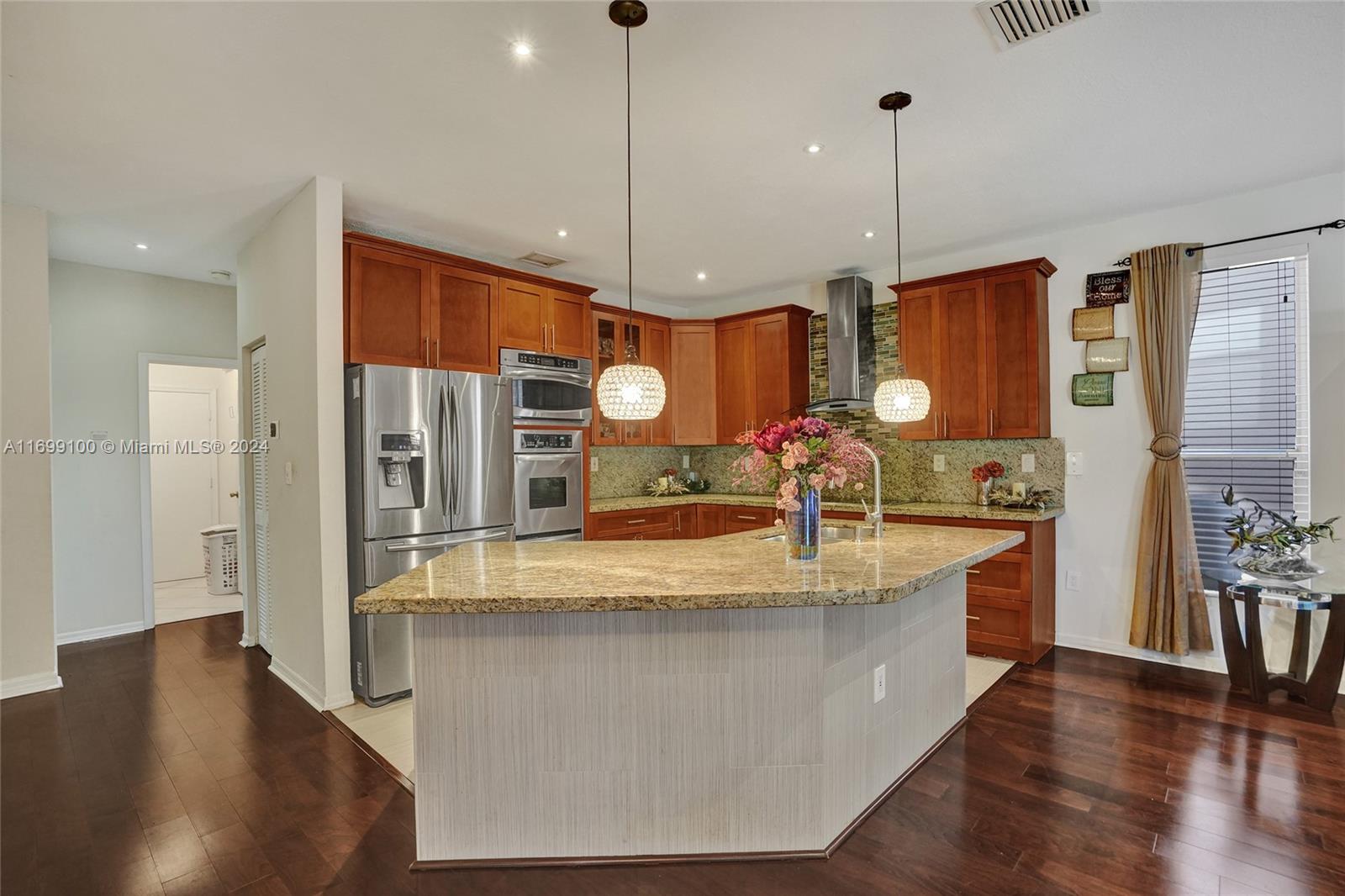 WYNDHAM LAKES NORTH - Residential