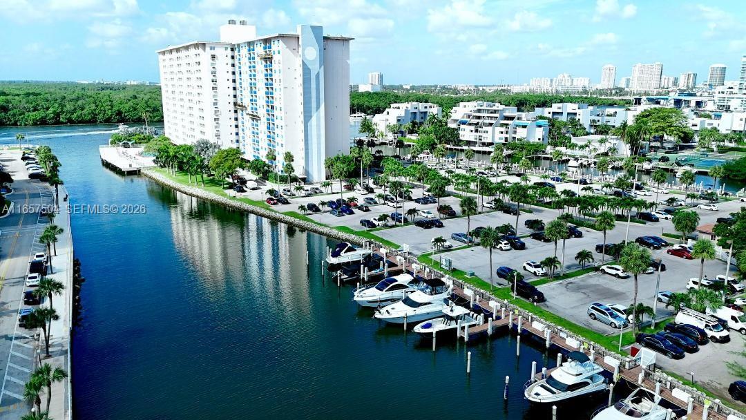 COASTAL TOWERS CONDO - Residential