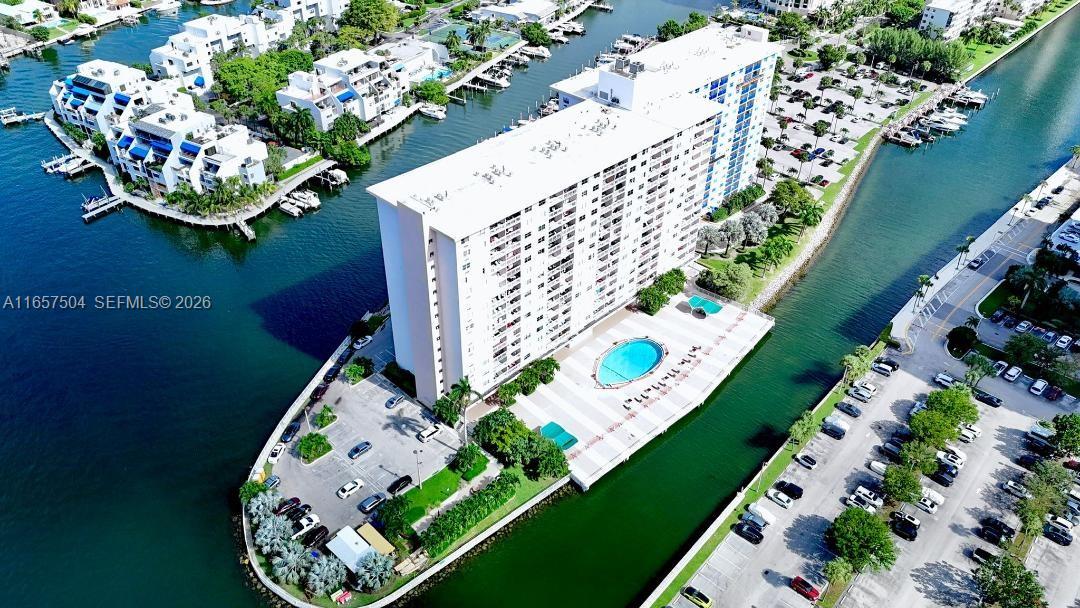 COASTAL TOWERS CONDO - Residential