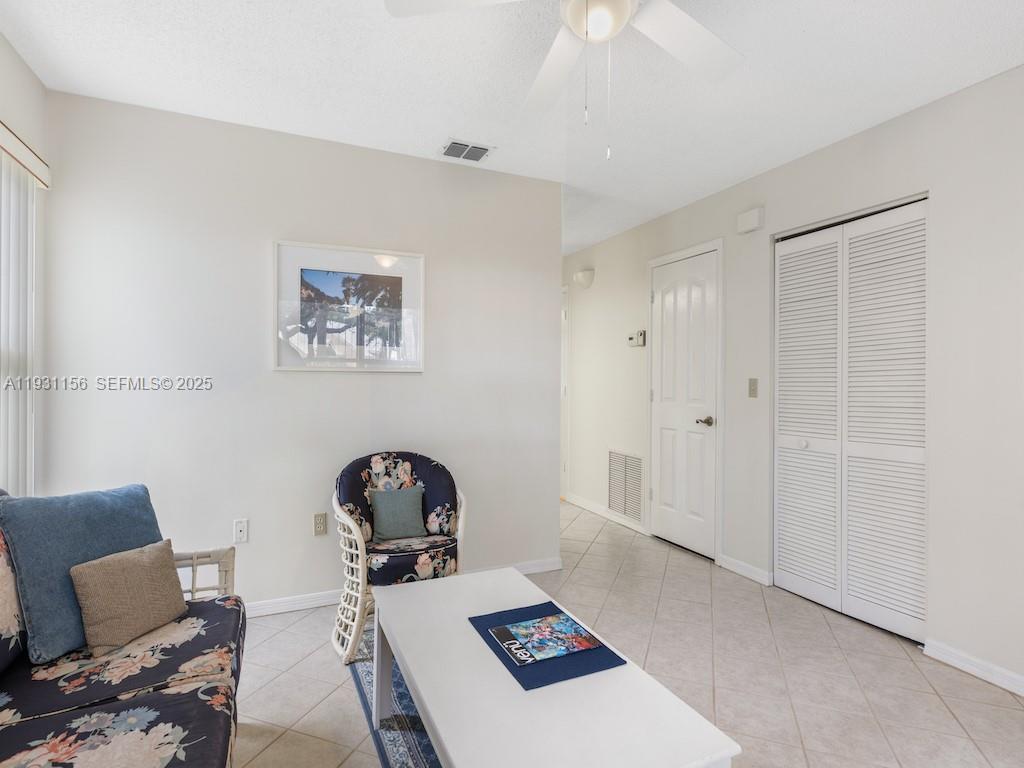 CORALSTONE CONDO - Residential