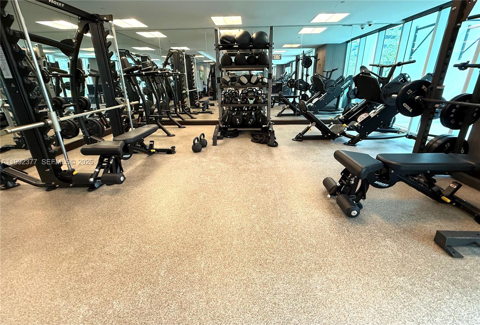 THE PLAZA 901 BRICKELL CO - Residential Lease