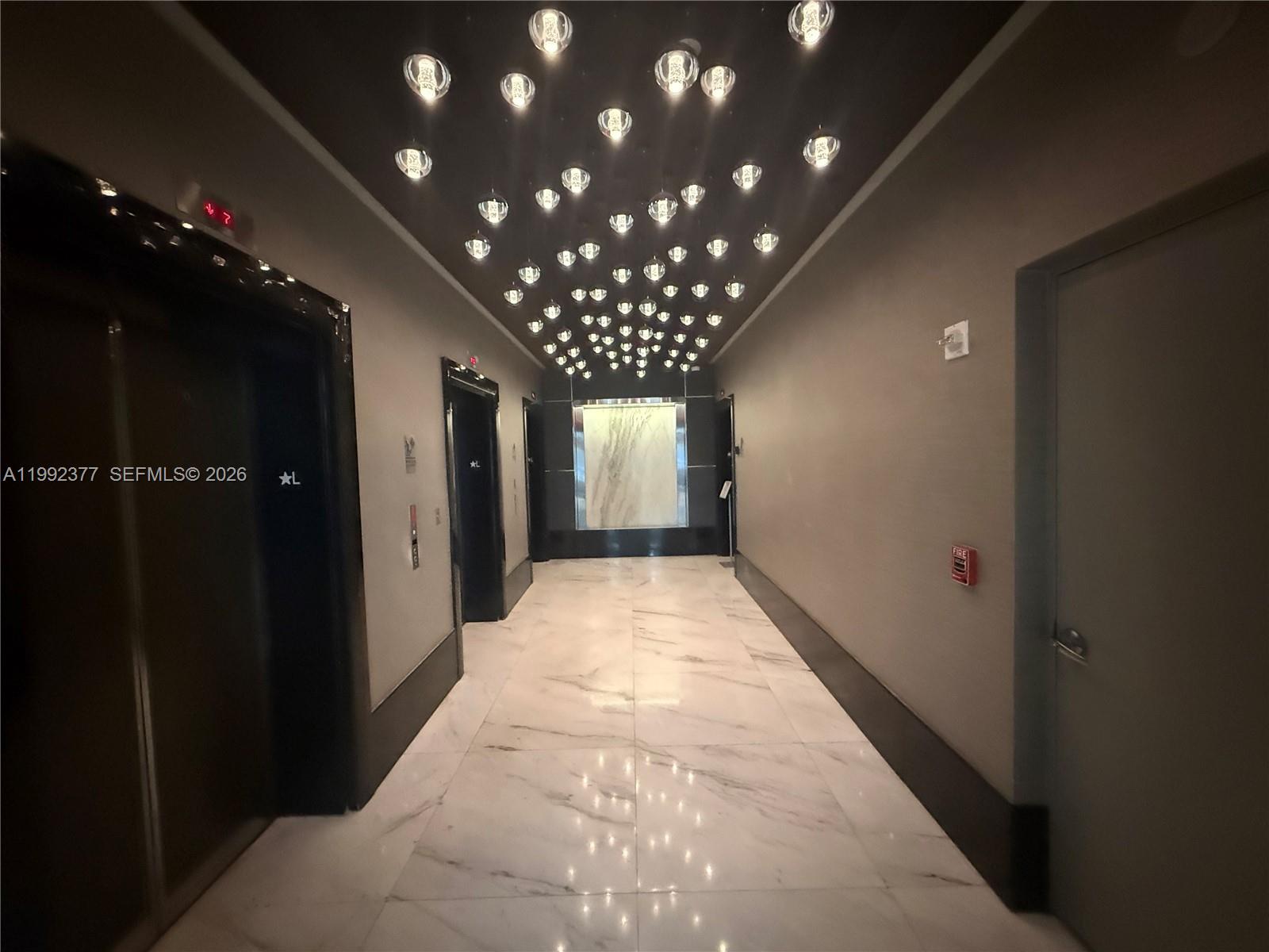 THE PLAZA 901 BRICKELL CO - Residential Lease