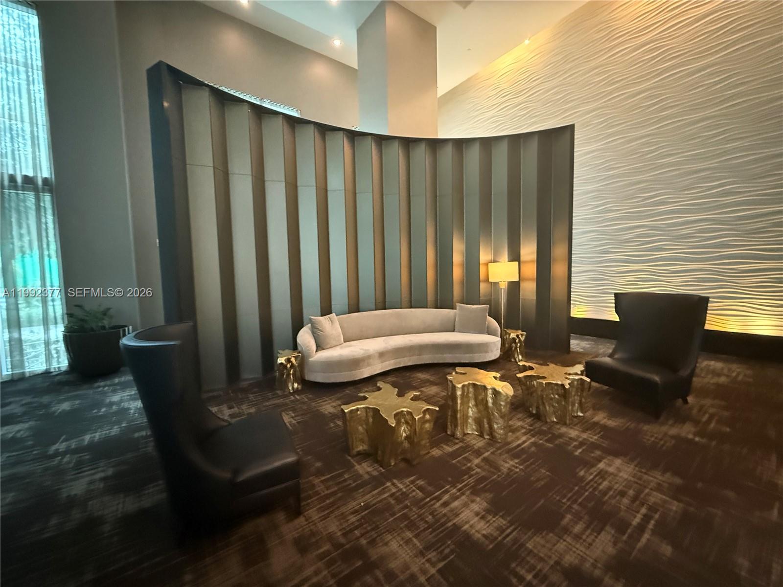 THE PLAZA 901 BRICKELL CO - Residential Lease