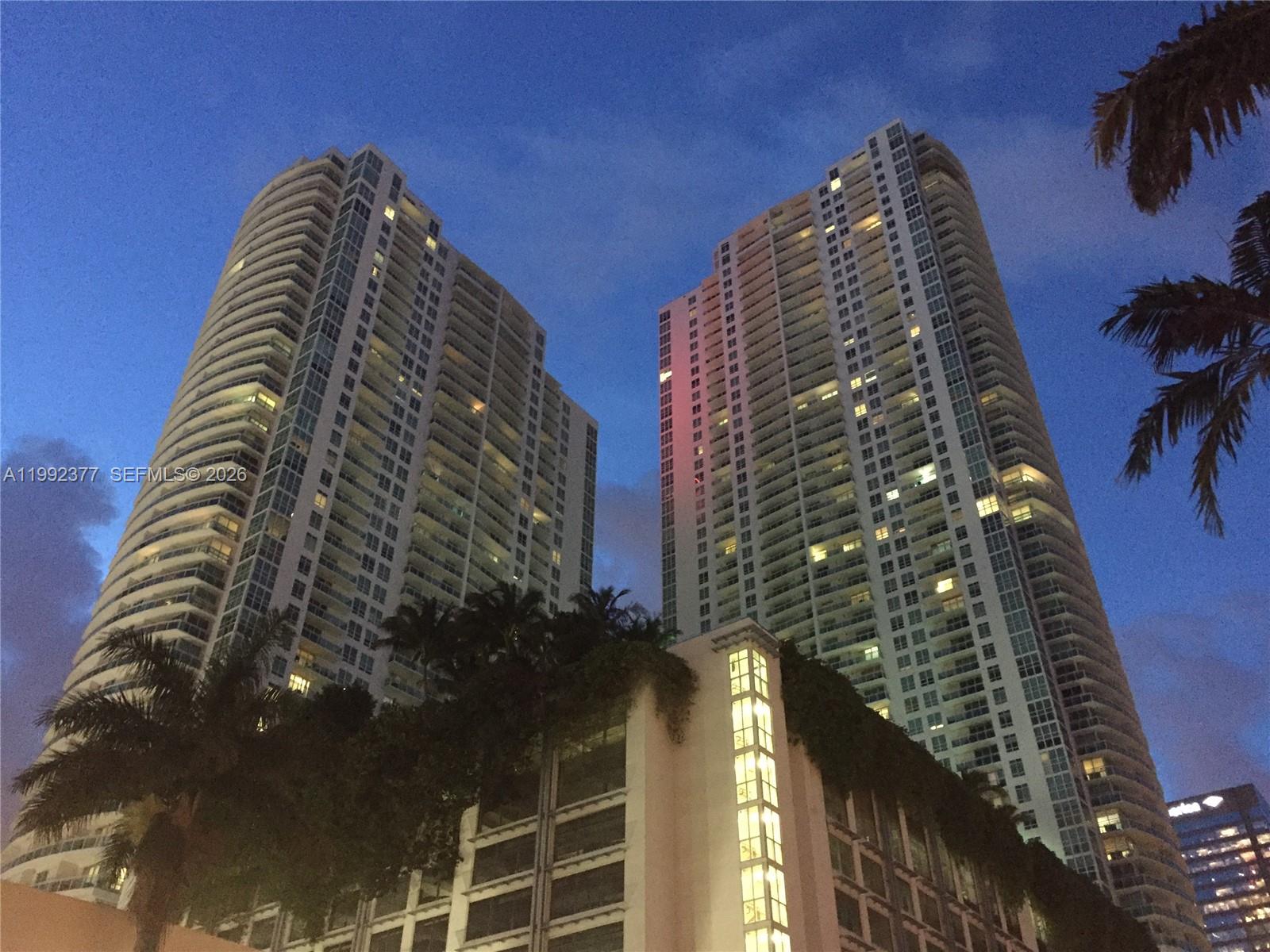 THE PLAZA 901 BRICKELL CO - Residential Lease