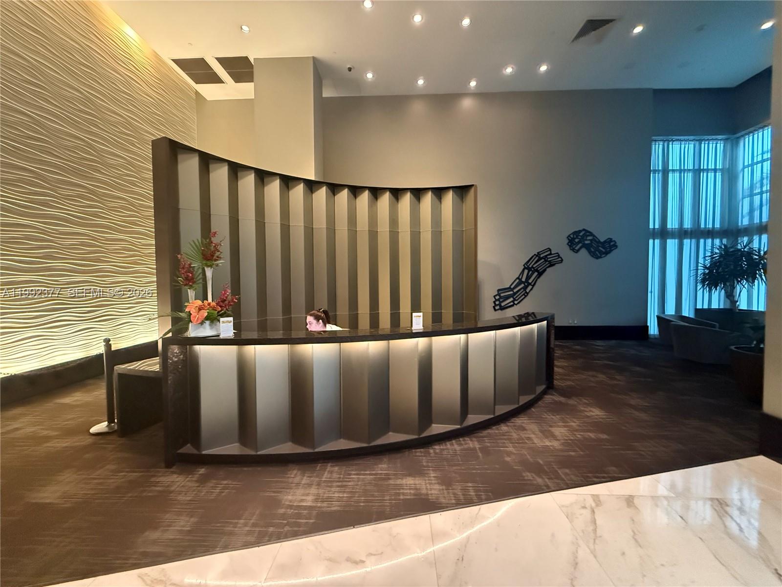 THE PLAZA 901 BRICKELL CO - Residential Lease