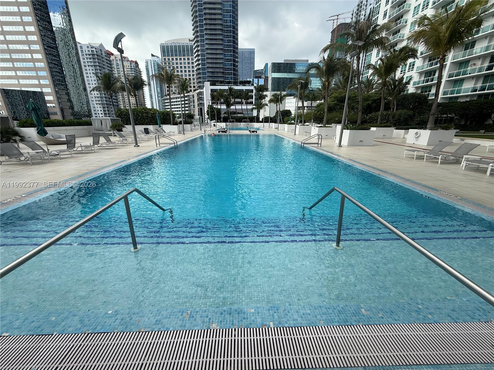 THE PLAZA 901 BRICKELL CO - Residential Lease