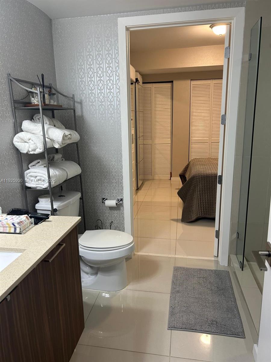 5252 PASEO CONDO - Residential