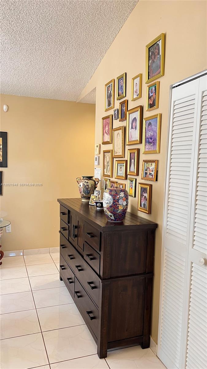 VILG HOMES COUNTRY WALK C - Residential