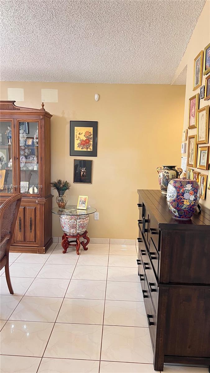 VILG HOMES COUNTRY WALK C - Residential
