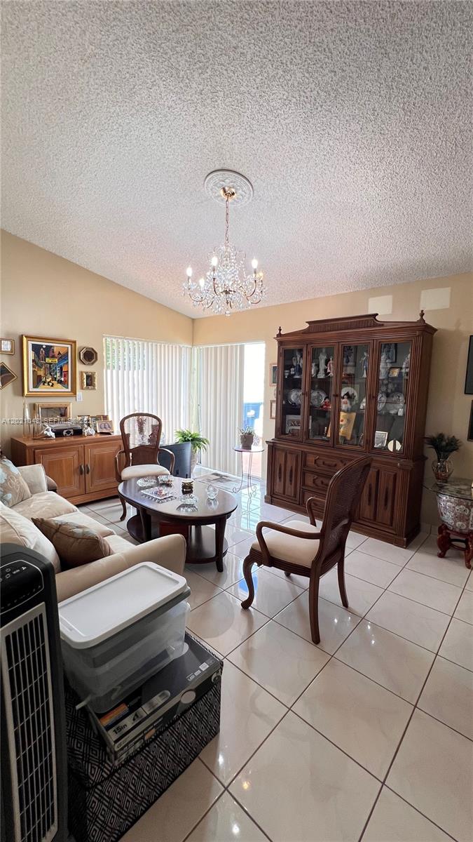 VILG HOMES COUNTRY WALK C - Residential