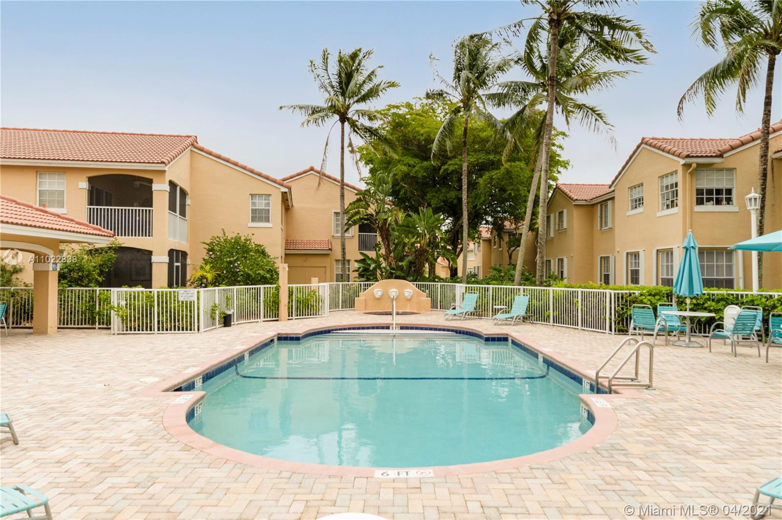 REGATTA POINTE CONDO NO E - Residential