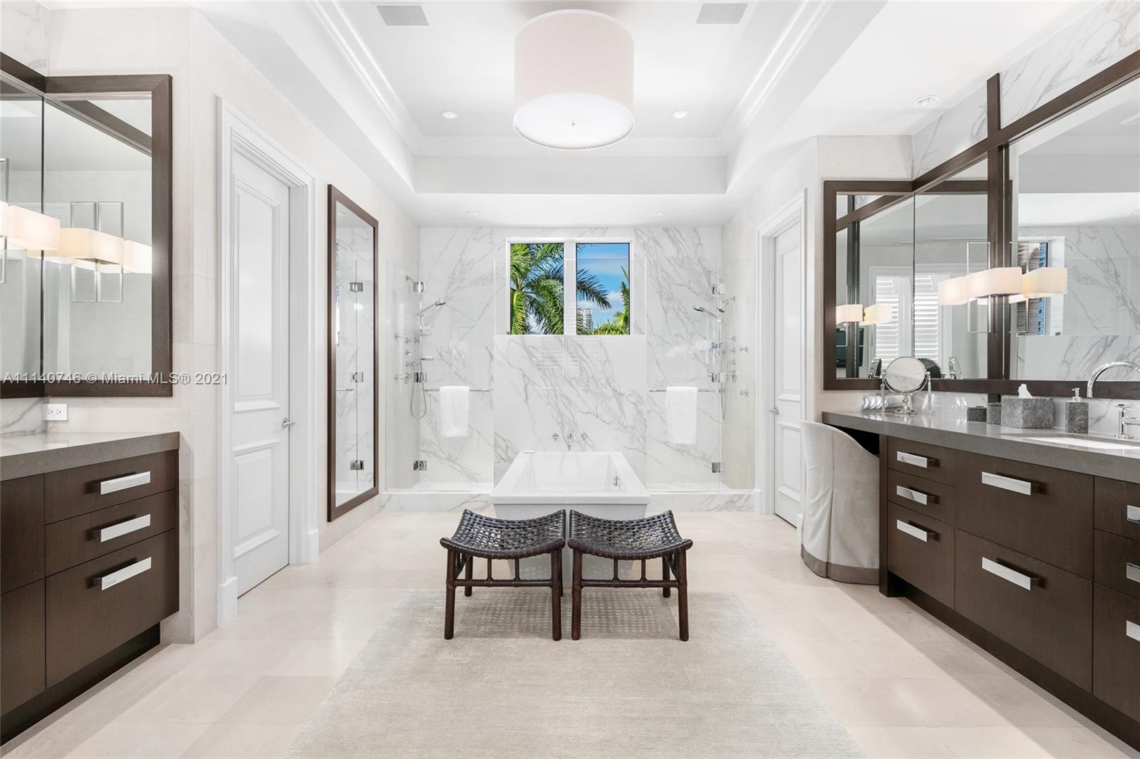 ISLAND ESTATES - Residential