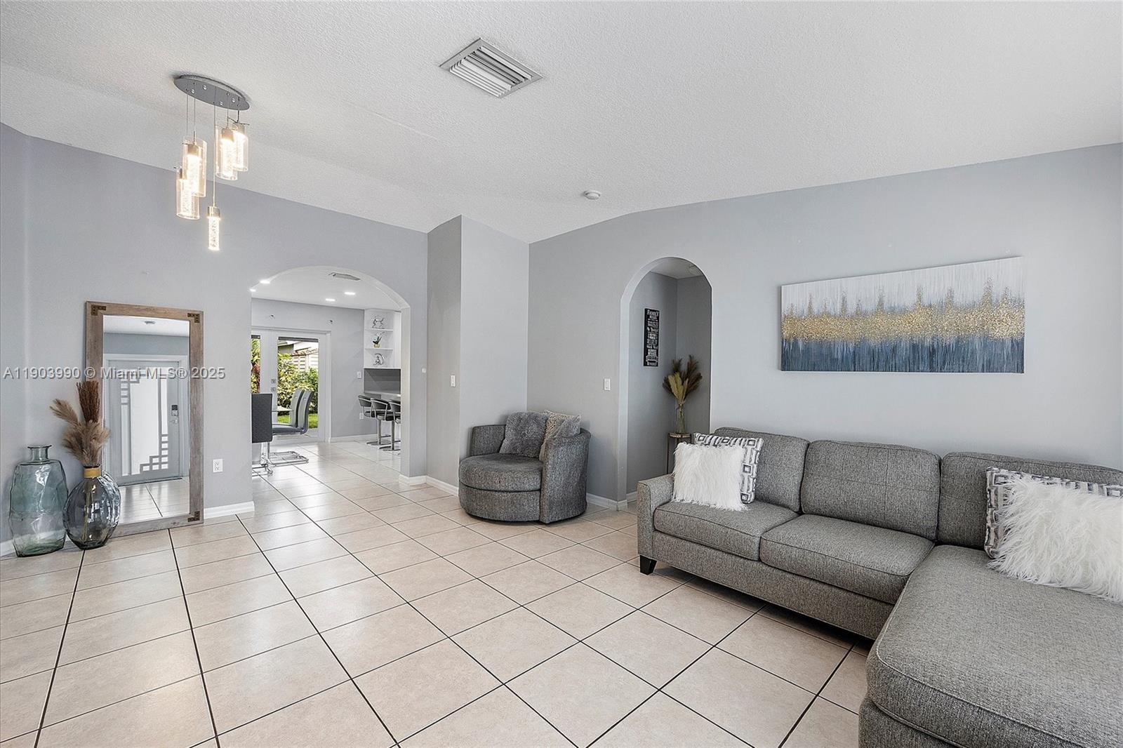 ACAPULCO SUB - Residential Lease