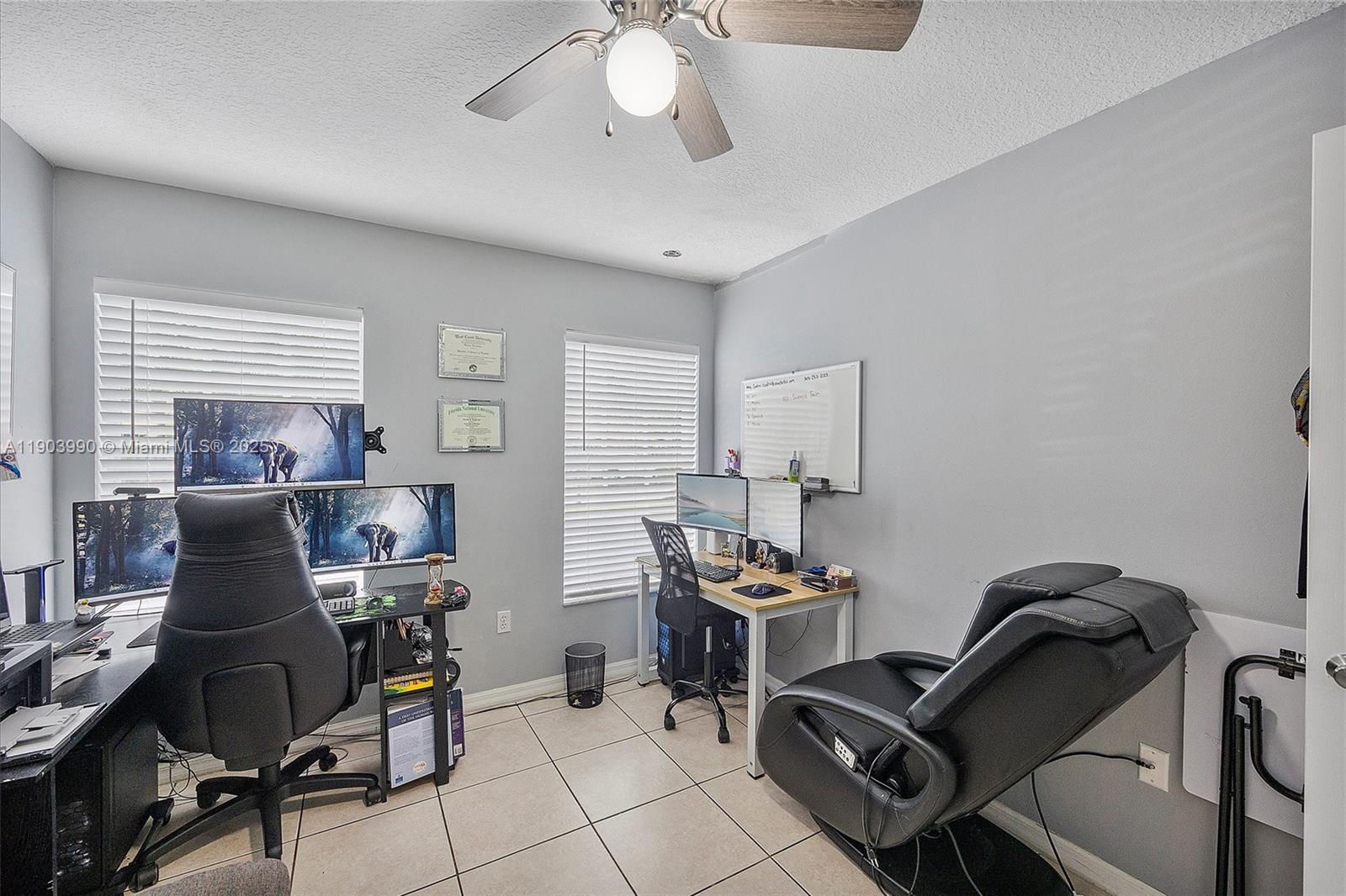 ACAPULCO SUB - Residential Lease