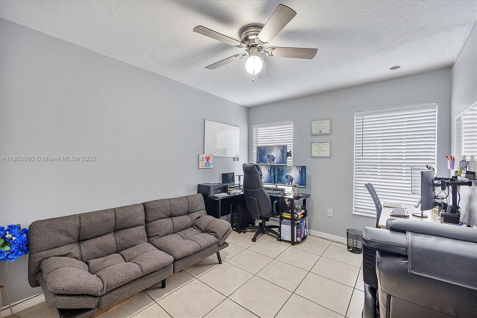 ACAPULCO SUB - Residential Lease