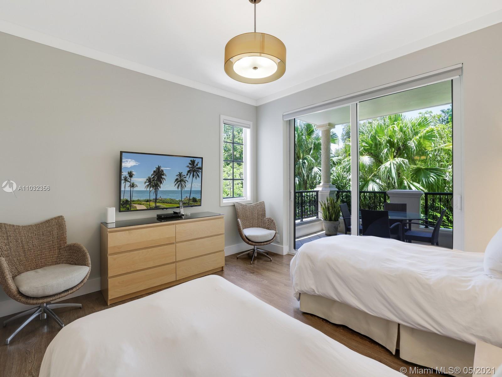 SEASIDE CONDO - Residential Lease