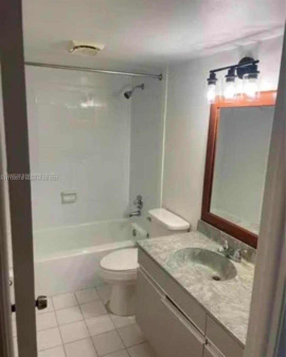 PLANTATION PLACE CONDO - Residential