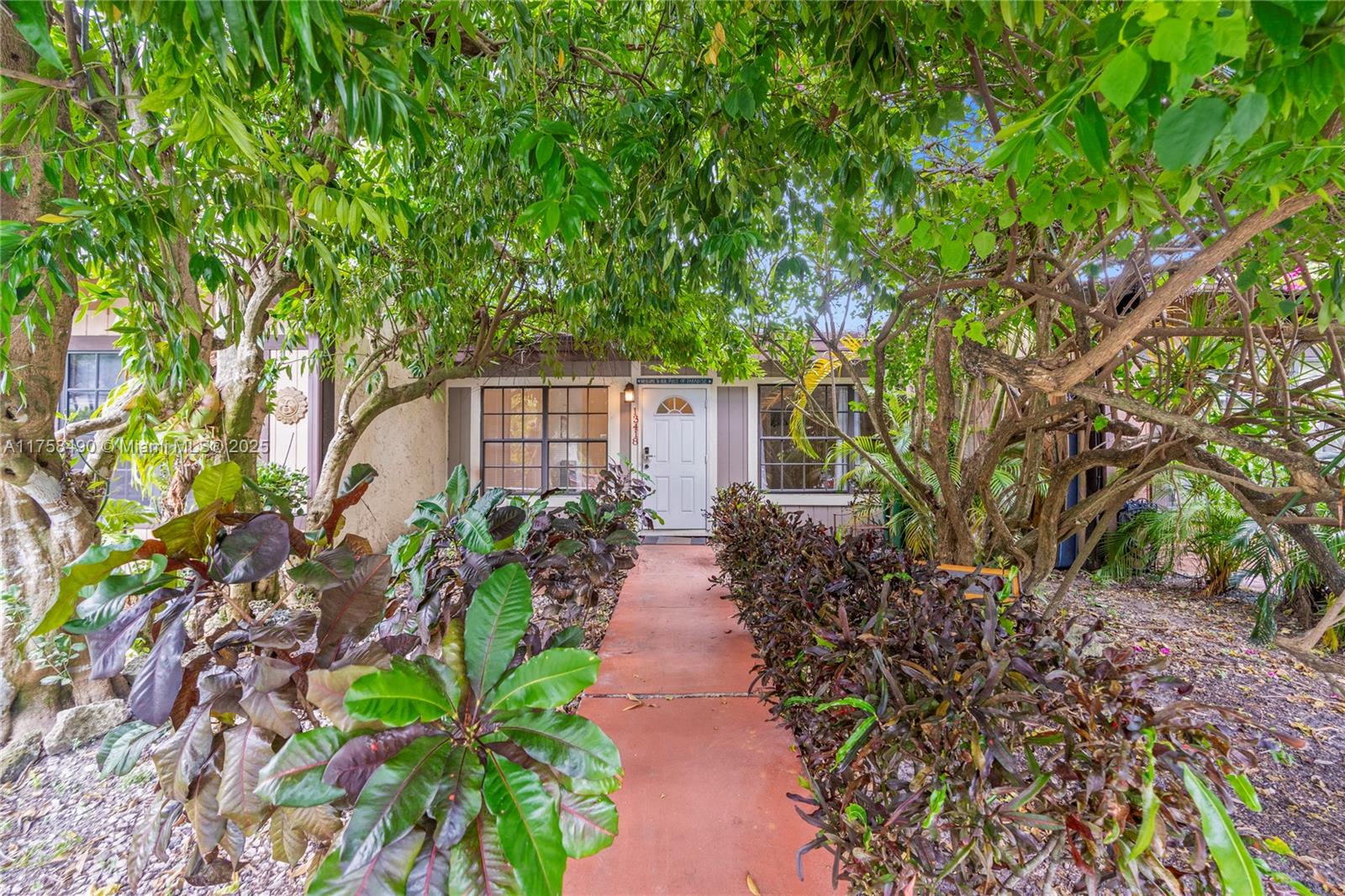 Rental Property at 13418 Sw 102nd Ln, Miami, Broward County, Florida - Bedrooms: 2 
Bathrooms: 2  - $2,400 MO.
