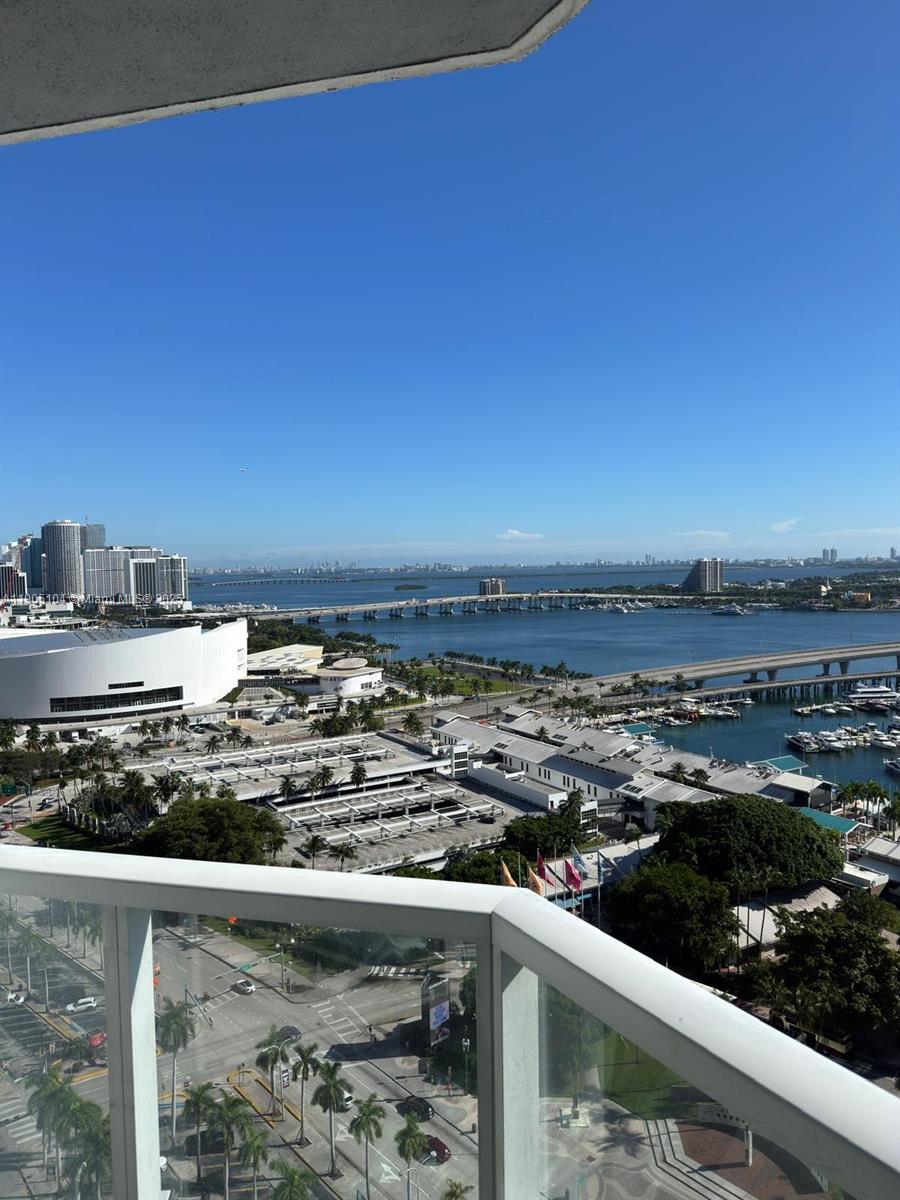 244 Biscayne Blvd 1502