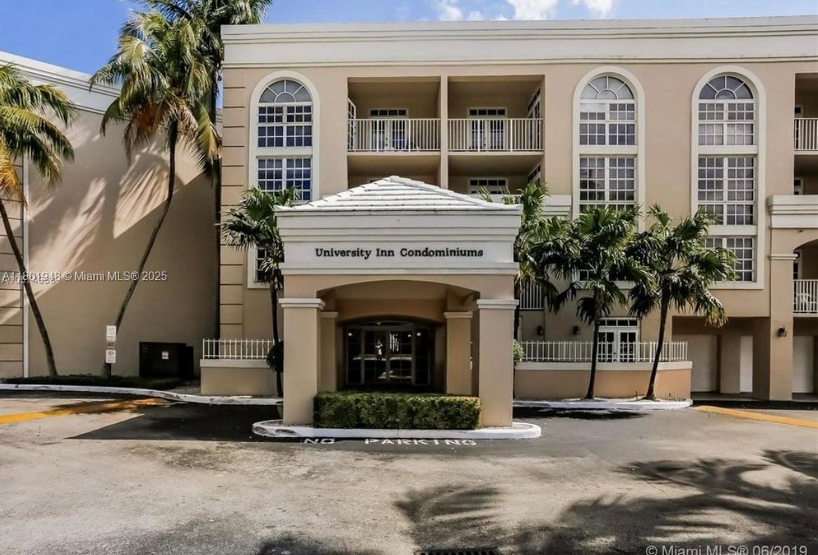 Rental Property at 1280 S Alhambra Cir 2210, Coral Gables, Broward County, Florida - Bedrooms: 2 
Bathrooms: 2  - $3,100 MO.