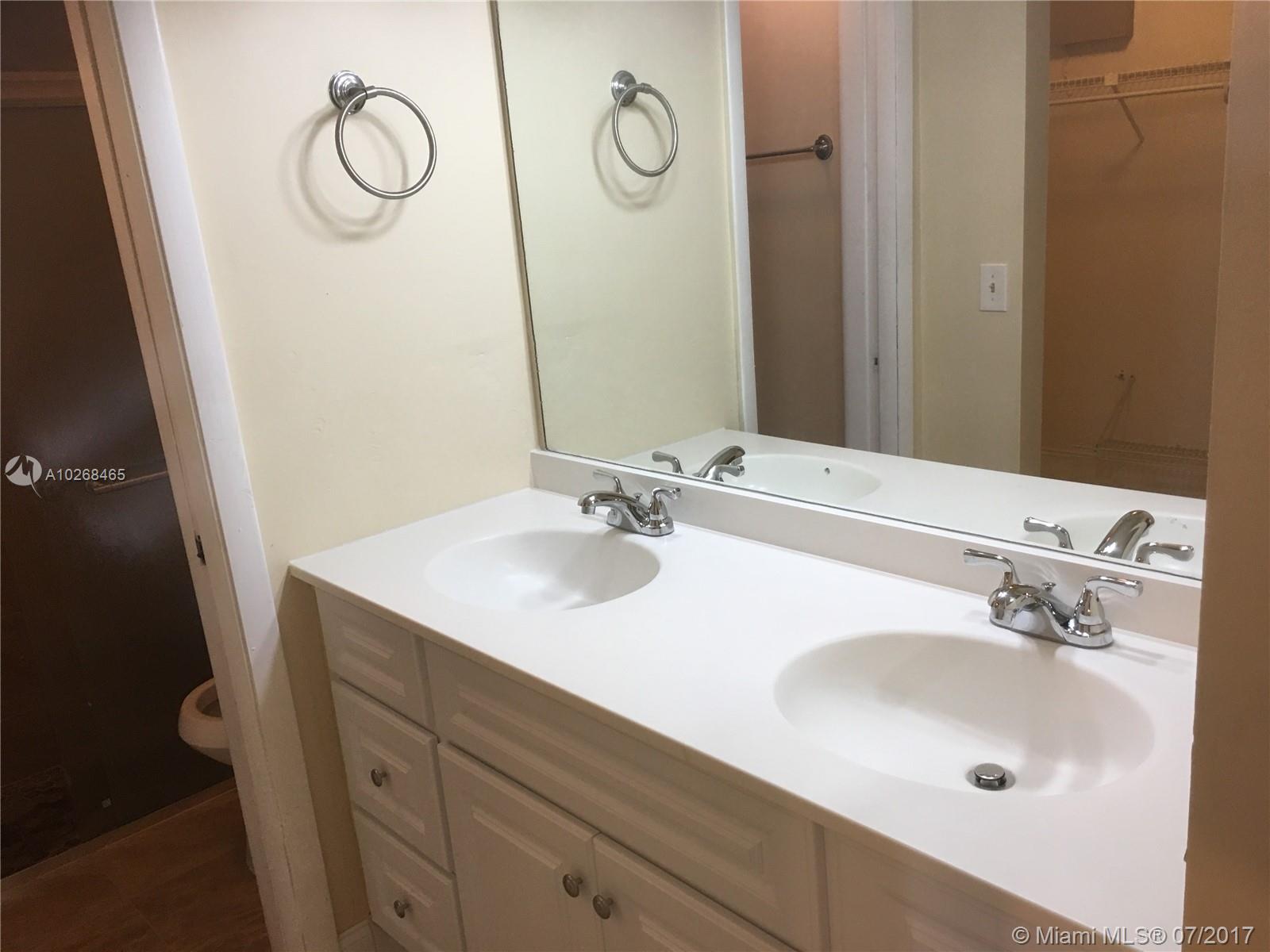 TANGLEWOOD TOWNHOMES - Residential Lease