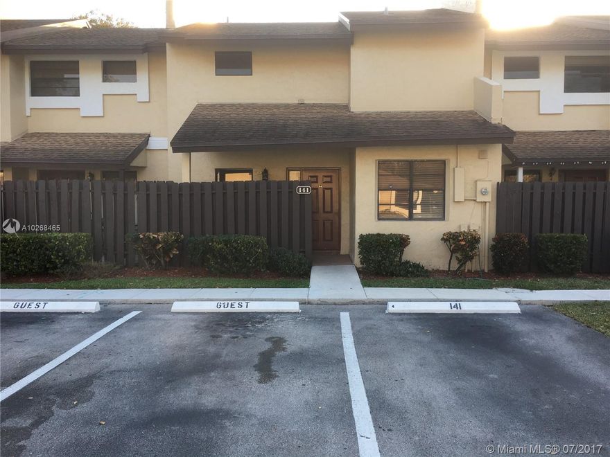 For Rent: Lovely two story 3-bed, 2.5- bath,  assigned parking space town home in very quite community. Unit is in pristine condition . With patio, with easy access to pool and exercise,  with shade trees and walking paths through out community. close to Pembroke Lakes Mall, great shopping and restaurant area, good schools.