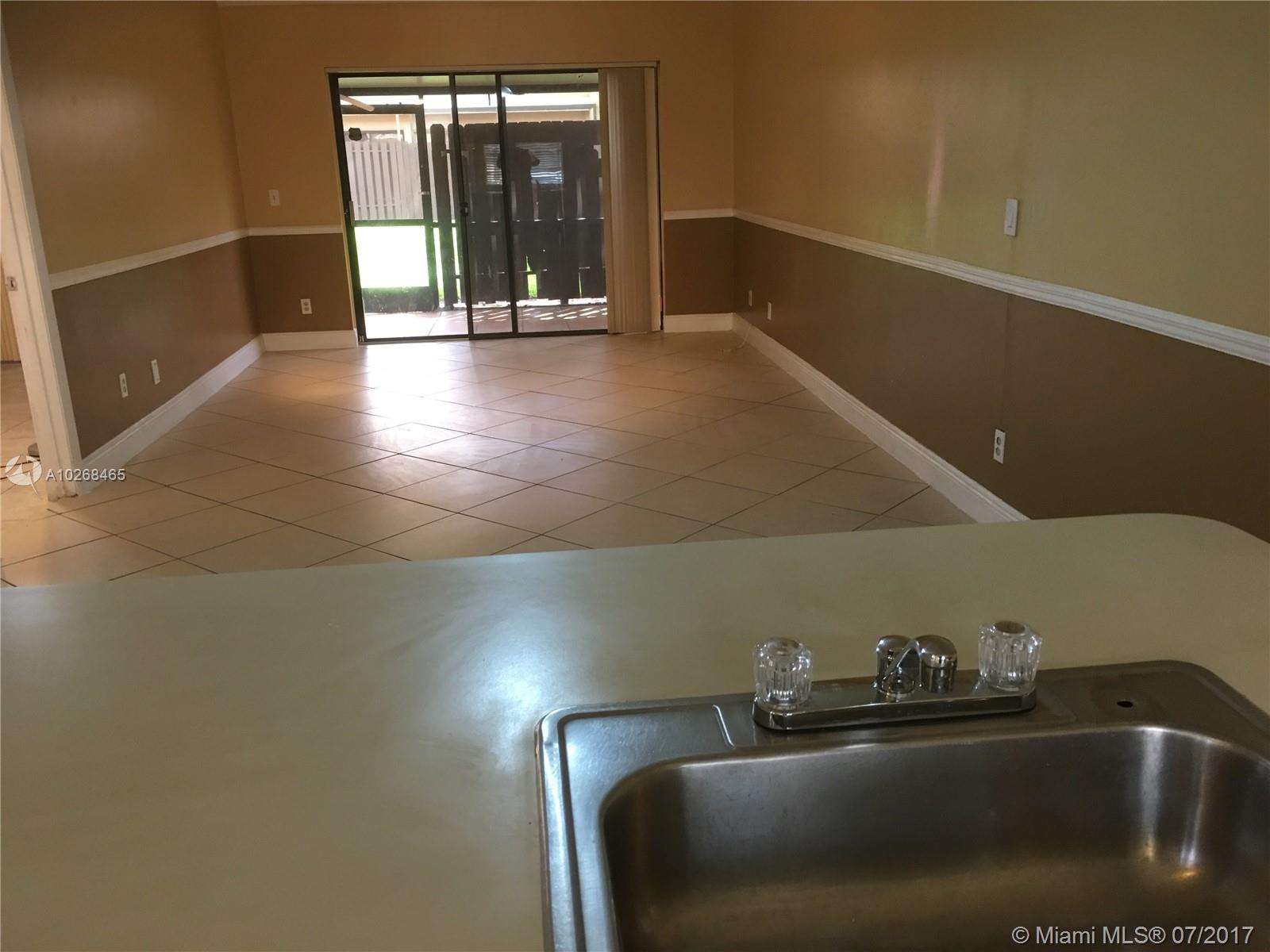 TANGLEWOOD TOWNHOMES - Residential Lease