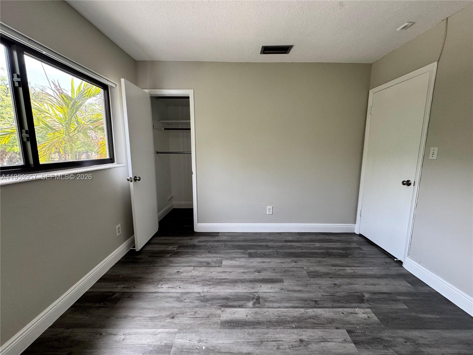 RIVERSIDE NO 3 - Residential Lease