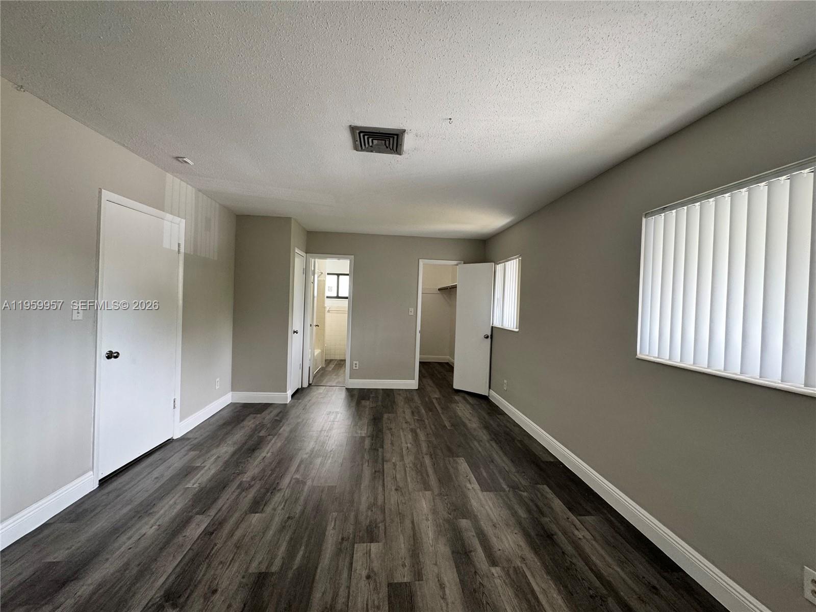 RIVERSIDE NO 3 - Residential Lease