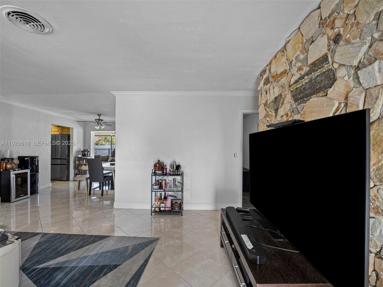 EAST PLANTATION ESTATES - Residential