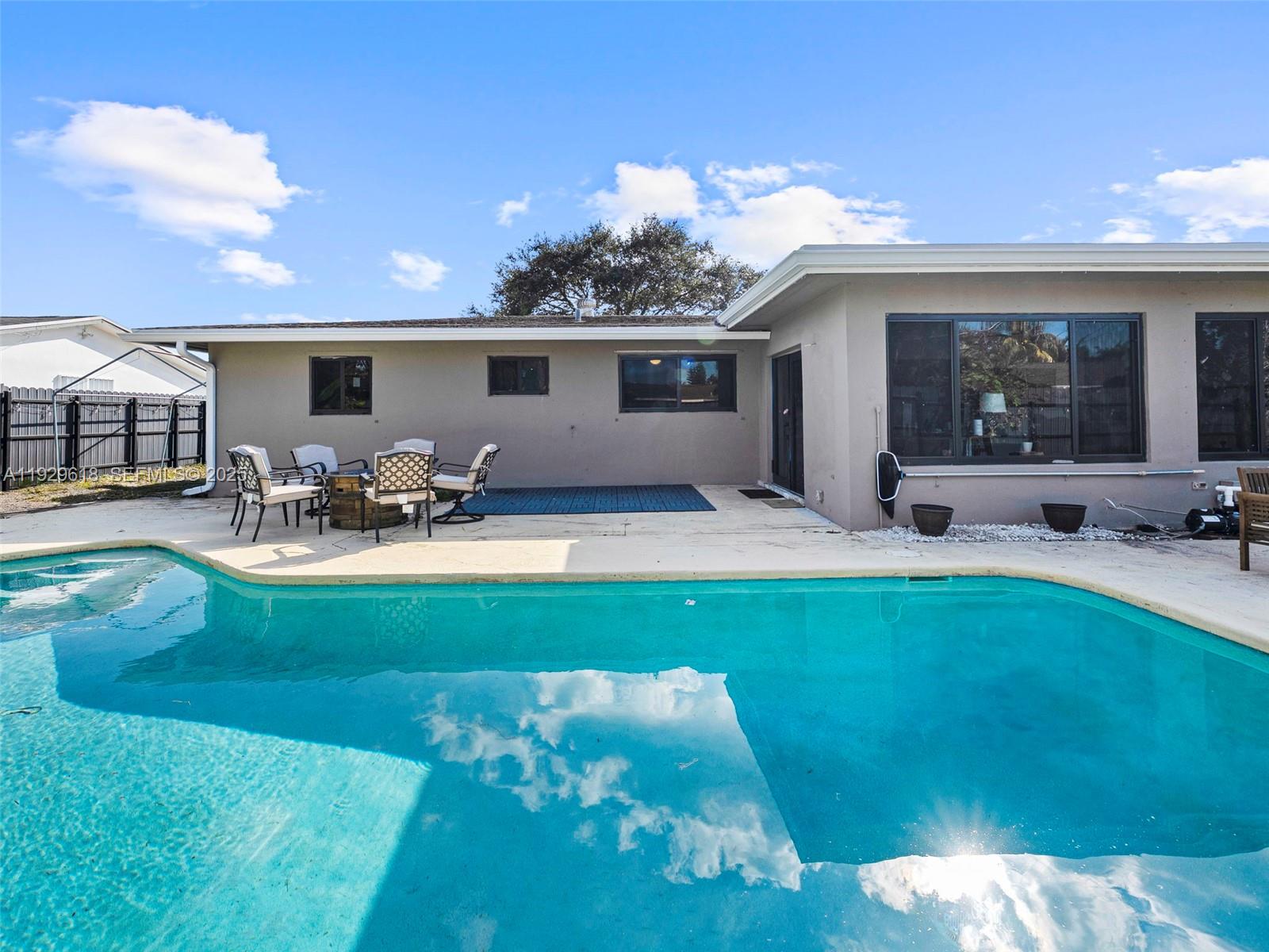 EAST PLANTATION ESTATES - Residential