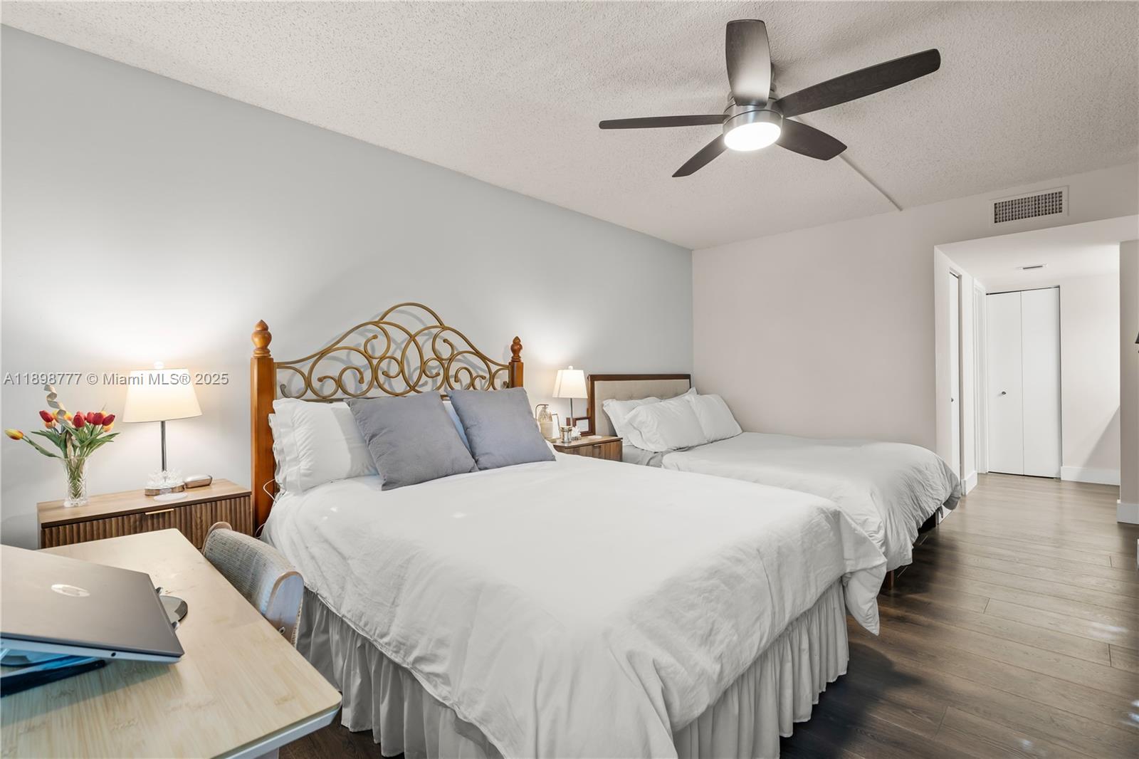 SEC 48 ATRIUMS AT SNAPPER - Residential