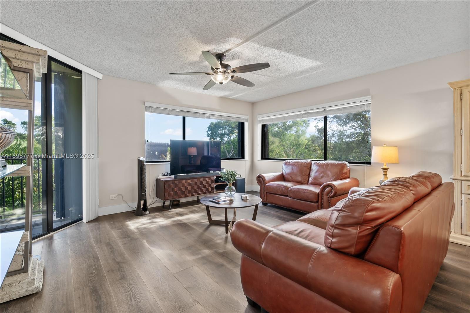 SEC 48 ATRIUMS AT SNAPPER - Residential