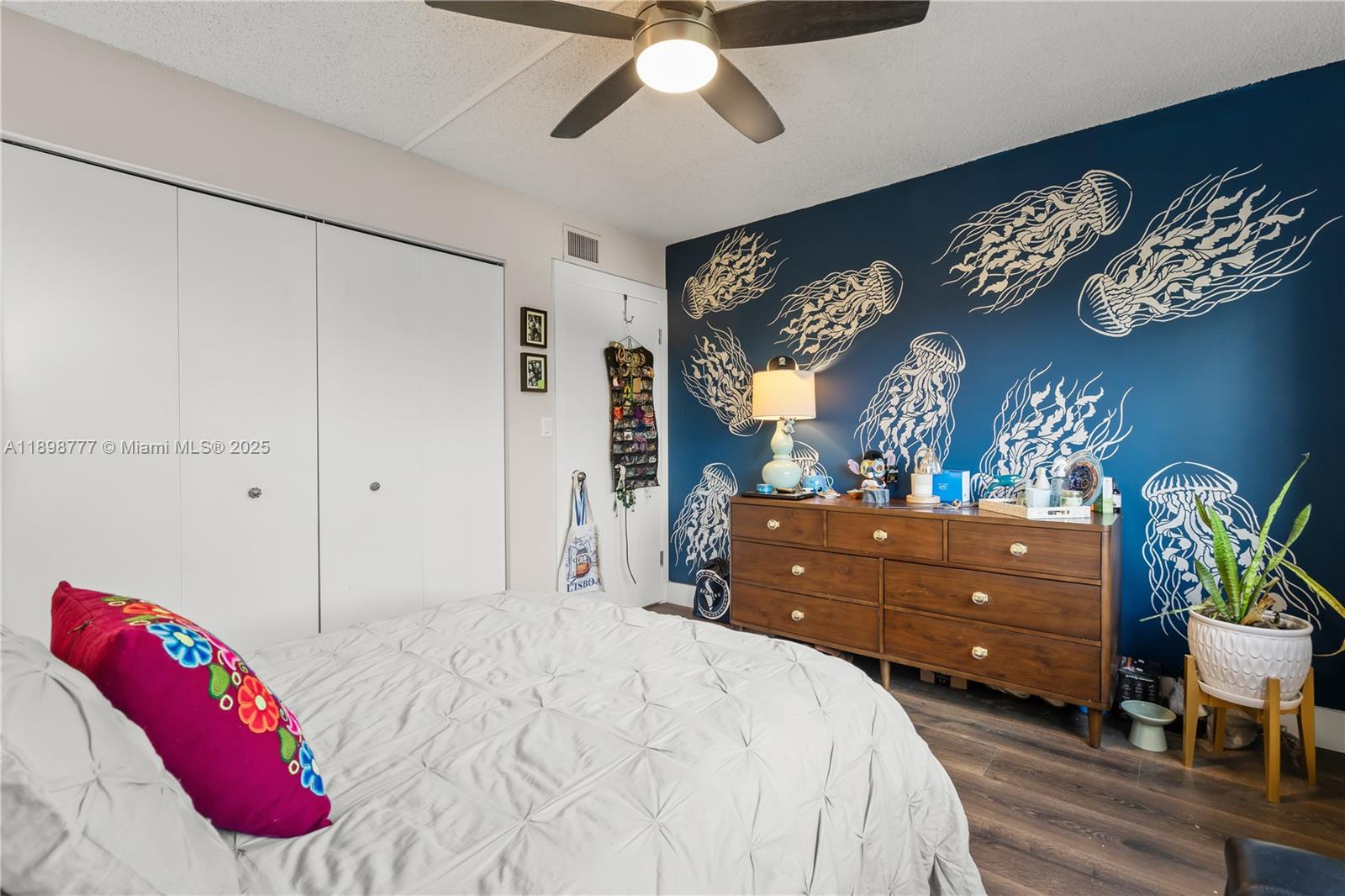 SEC 48 ATRIUMS AT SNAPPER - Residential