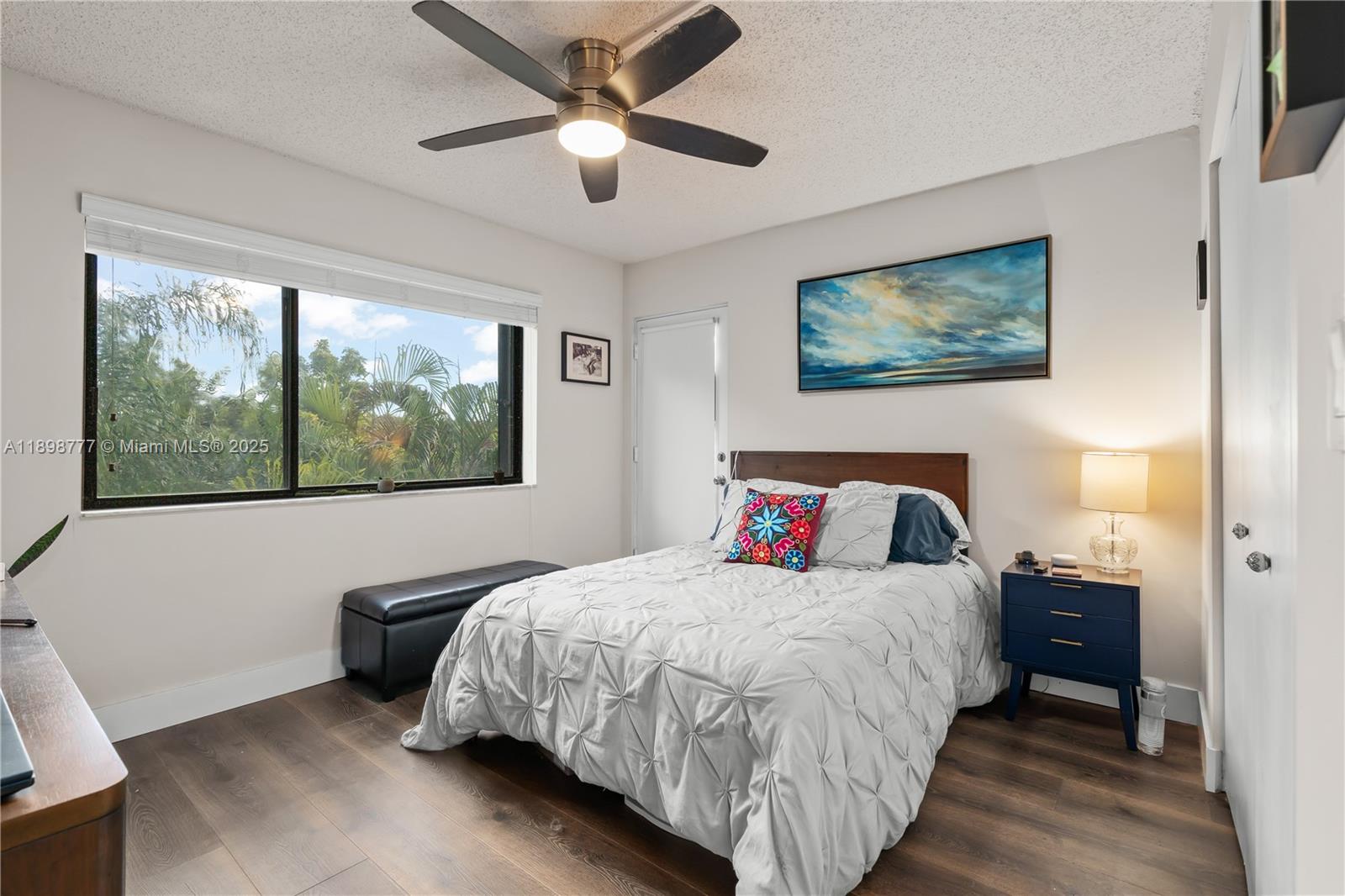 SEC 48 ATRIUMS AT SNAPPER - Residential