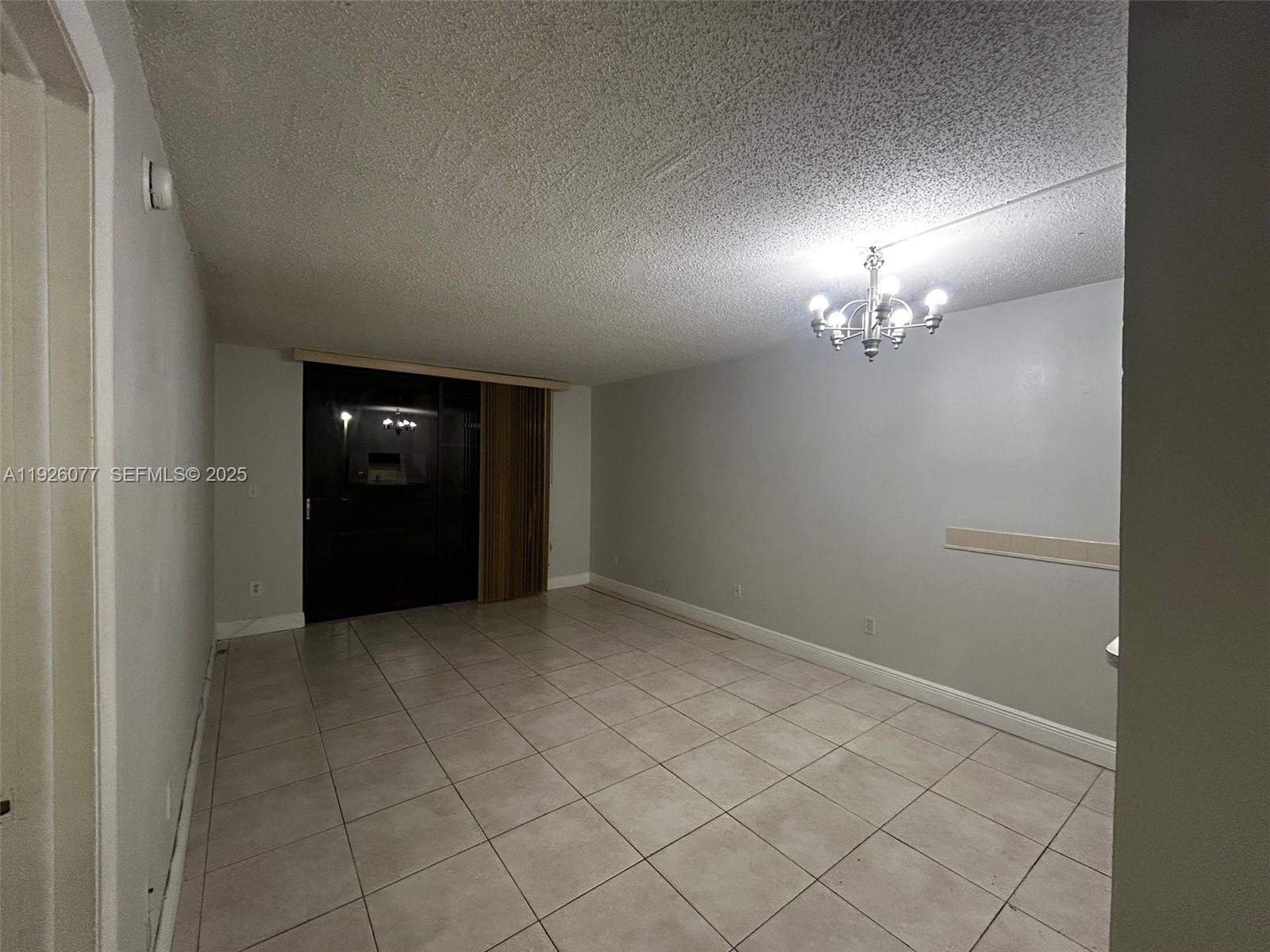 PROMENADE AT KENDALE LAKE - Residential Lease