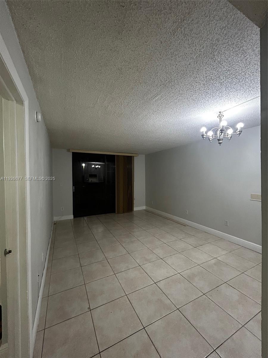 PROMENADE AT KENDALE LAKE - Residential Lease