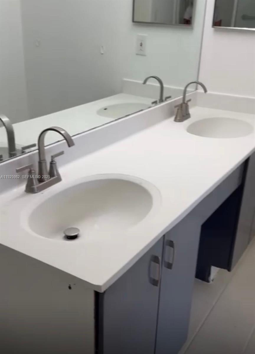 Parc Central Aventura Eas - Residential Lease