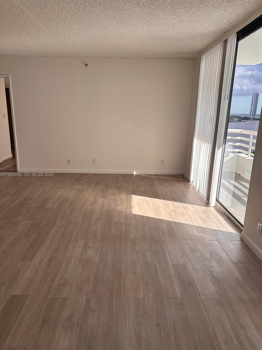 Parc Central Aventura Eas - Residential Lease