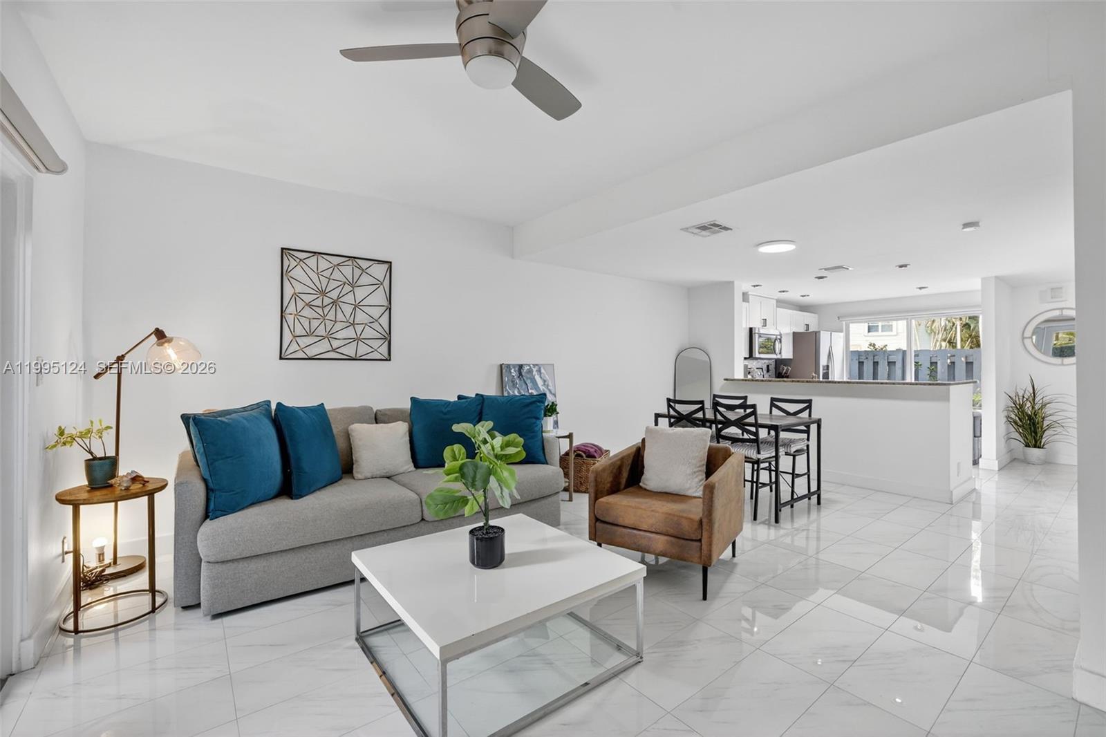 RESUBDIVISION OF LINDA TE - Residential Lease