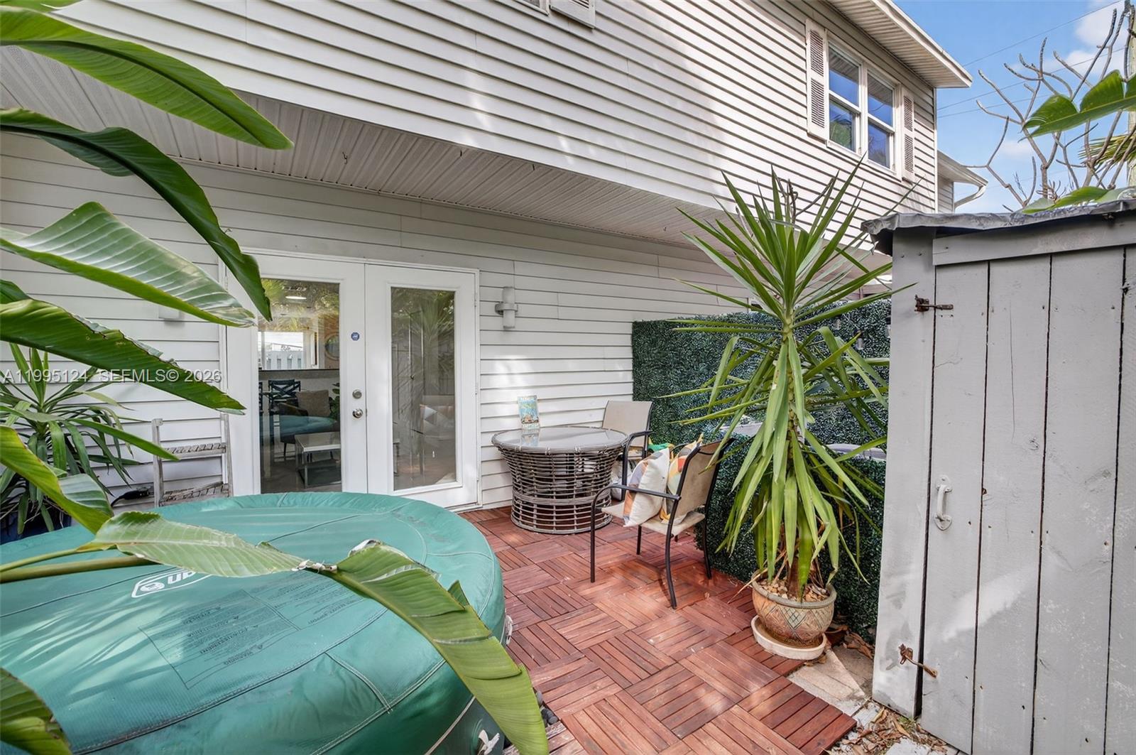 RESUBDIVISION OF LINDA TE - Residential Lease