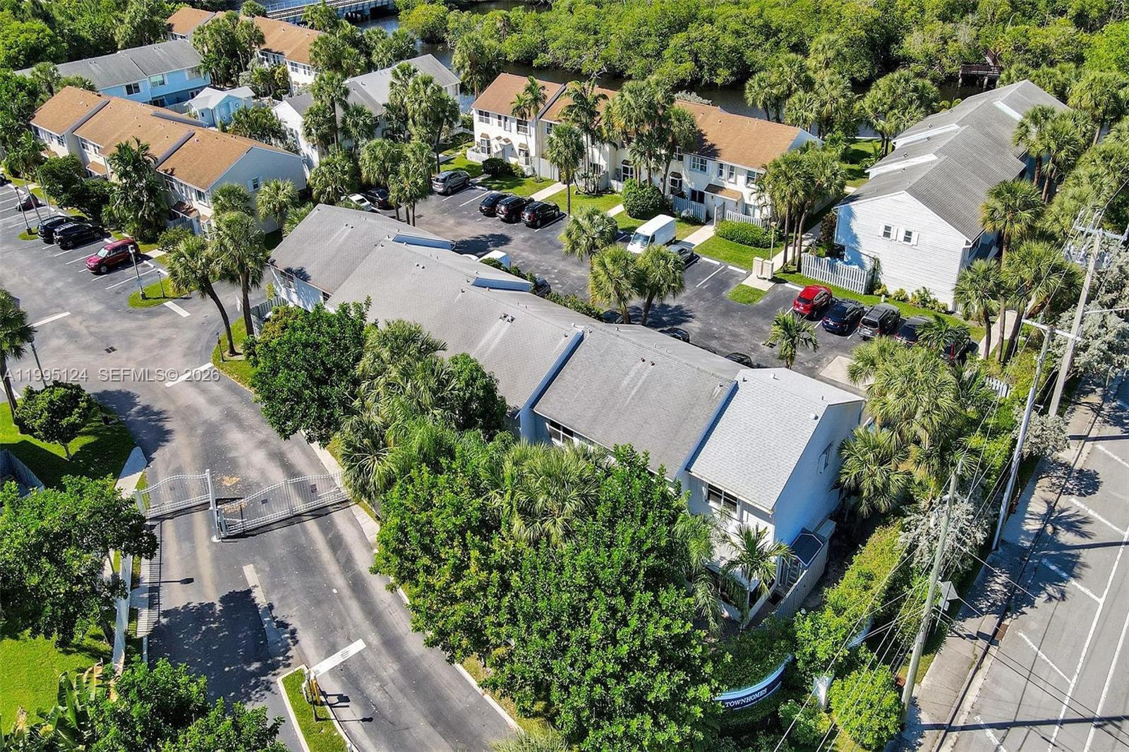 RESUBDIVISION OF LINDA TE - Residential Lease