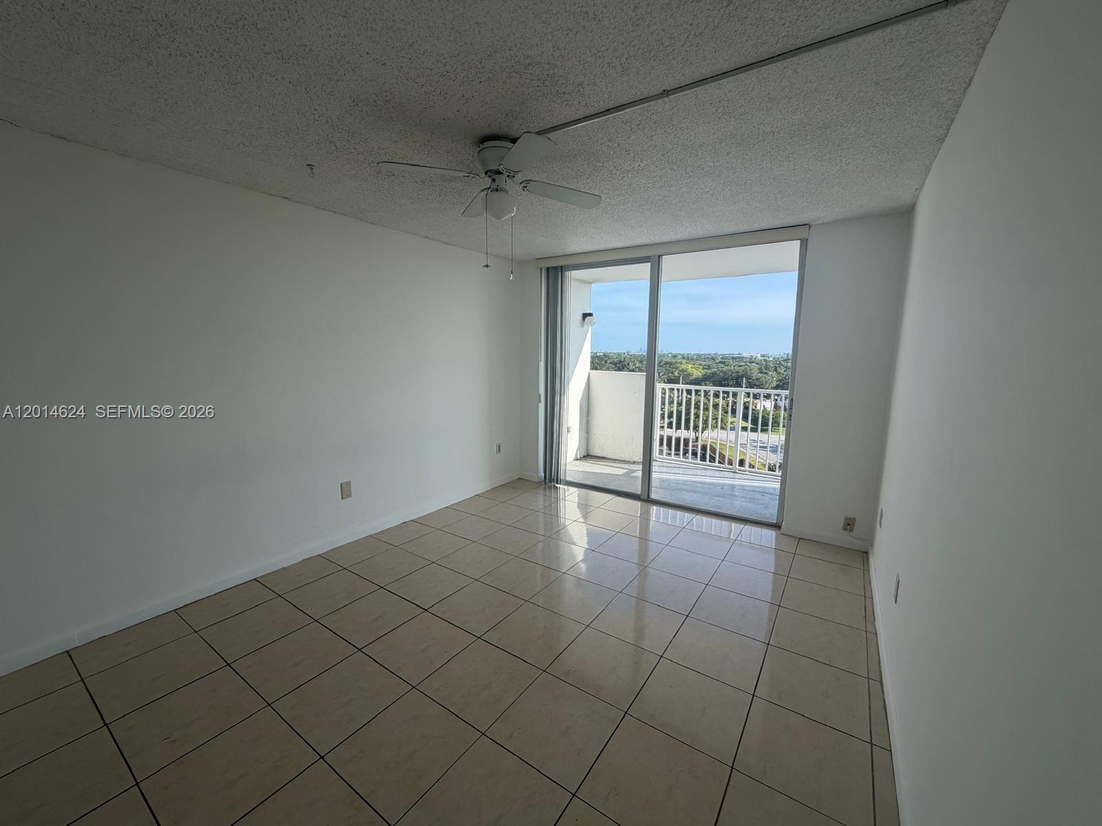 WILSHIRE CONDO - Residential Lease
