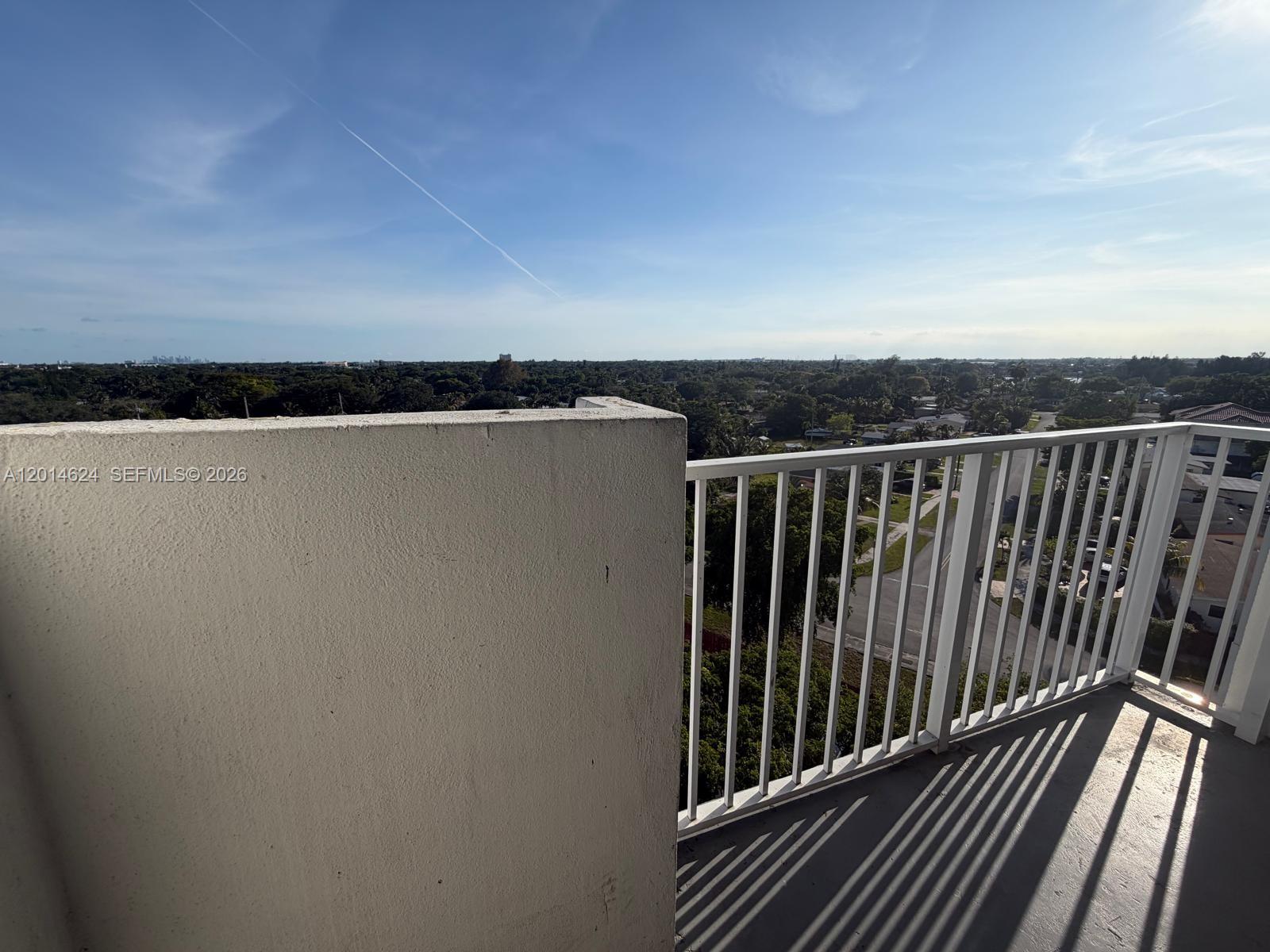 WILSHIRE CONDO - Residential Lease