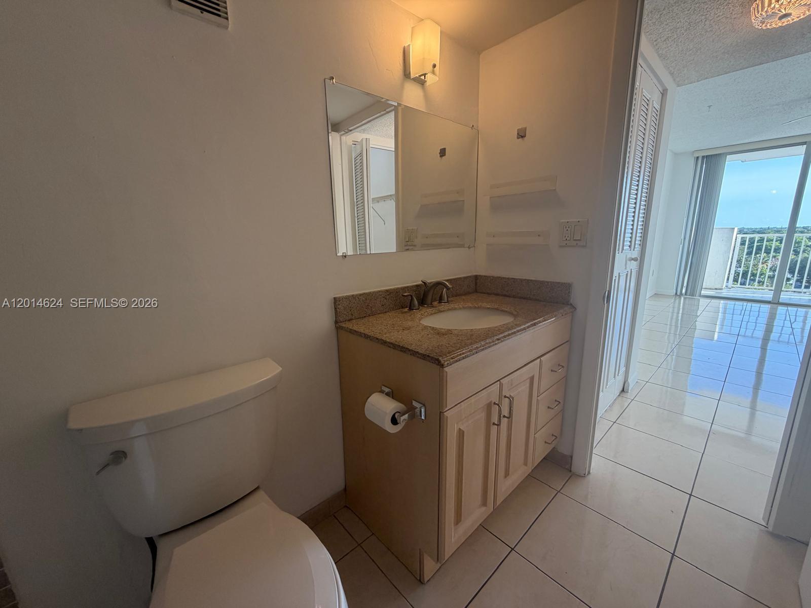 WILSHIRE CONDO - Residential Lease