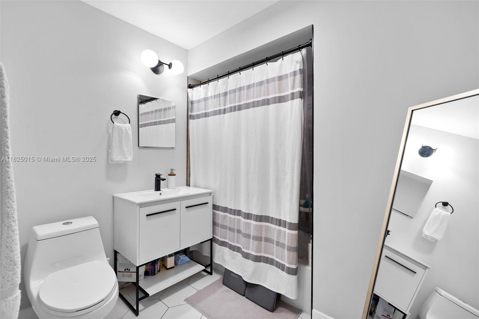 MIAMI SHORES ESTATES - Residential Lease