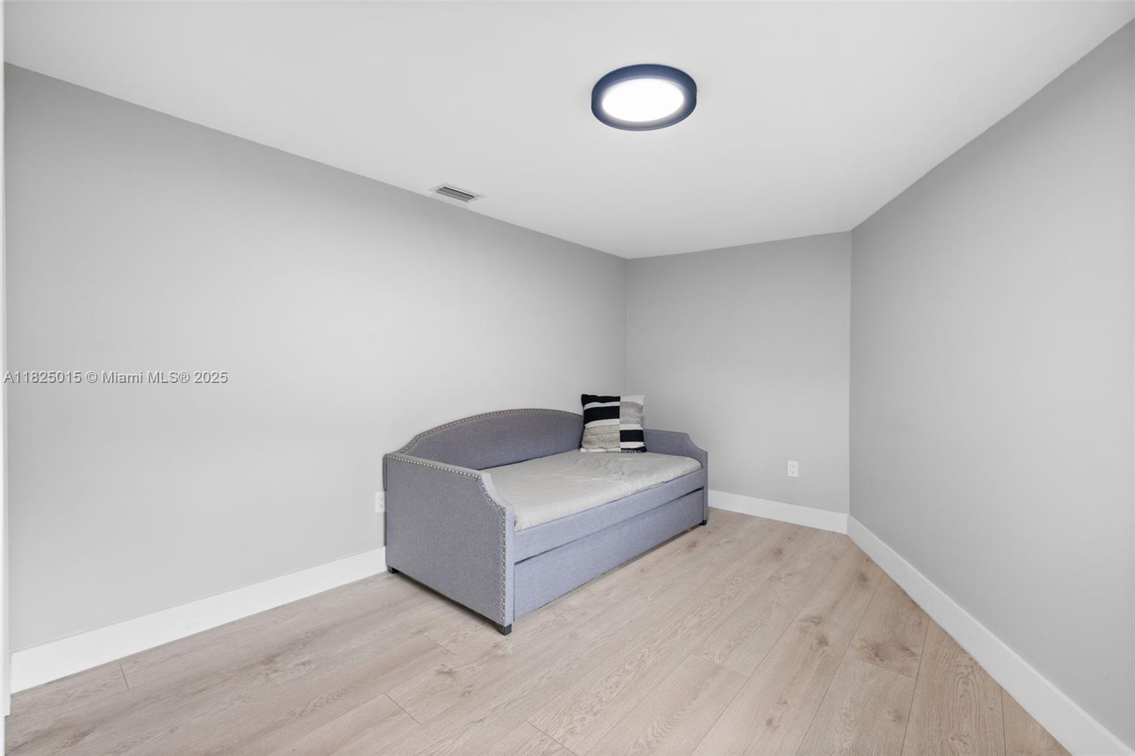 MIAMI SHORES ESTATES - Residential Lease