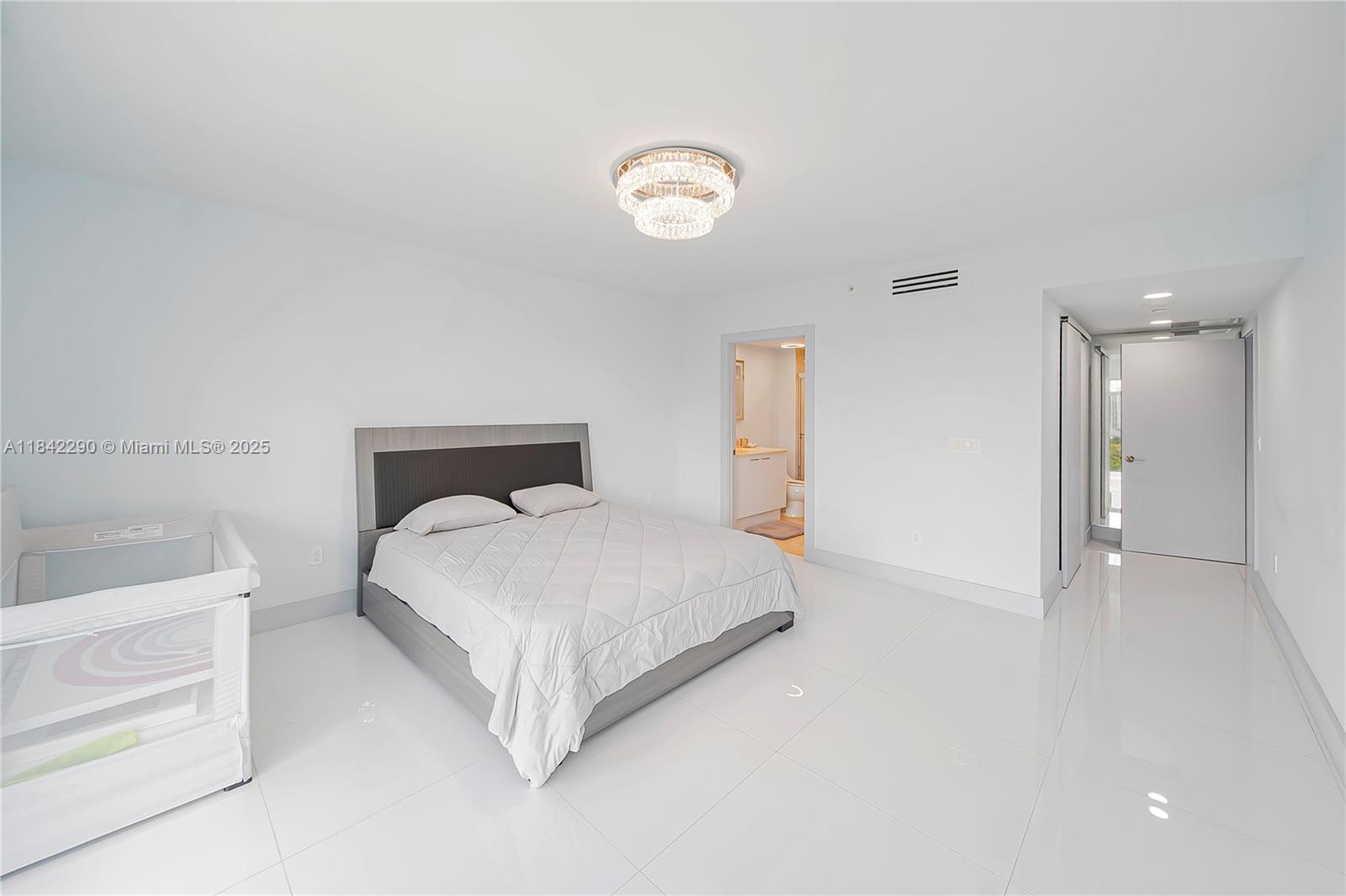 THE PENINSULA II CONDO - Residential