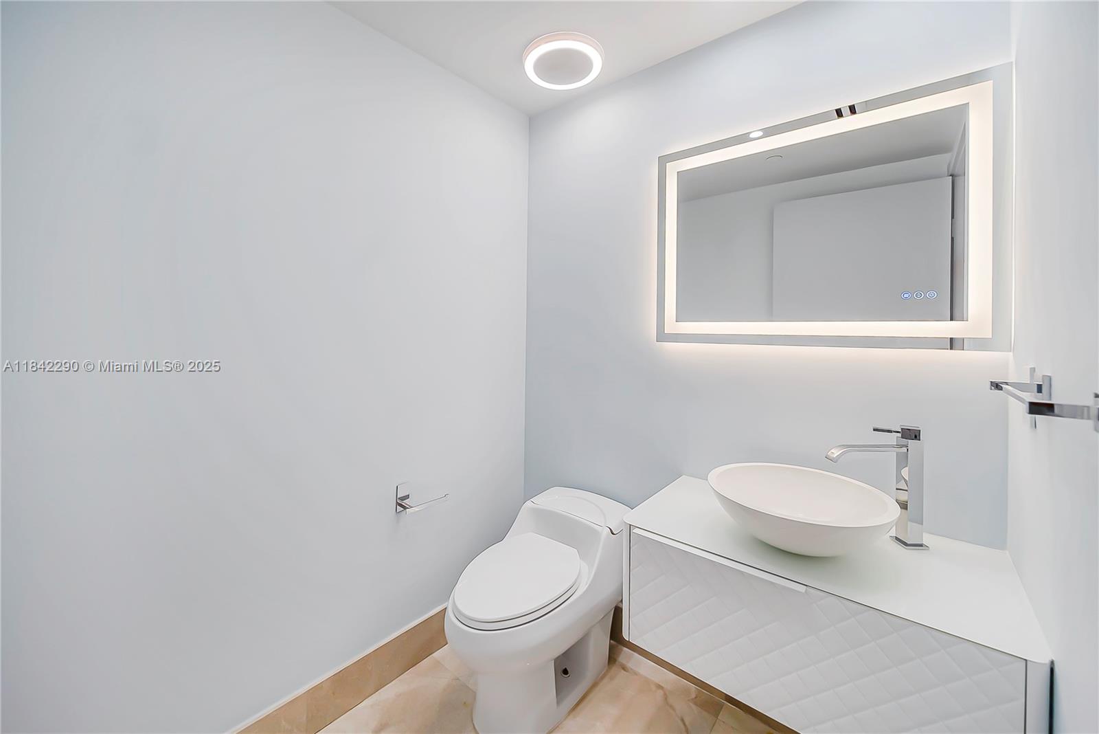 THE PENINSULA II CONDO - Residential