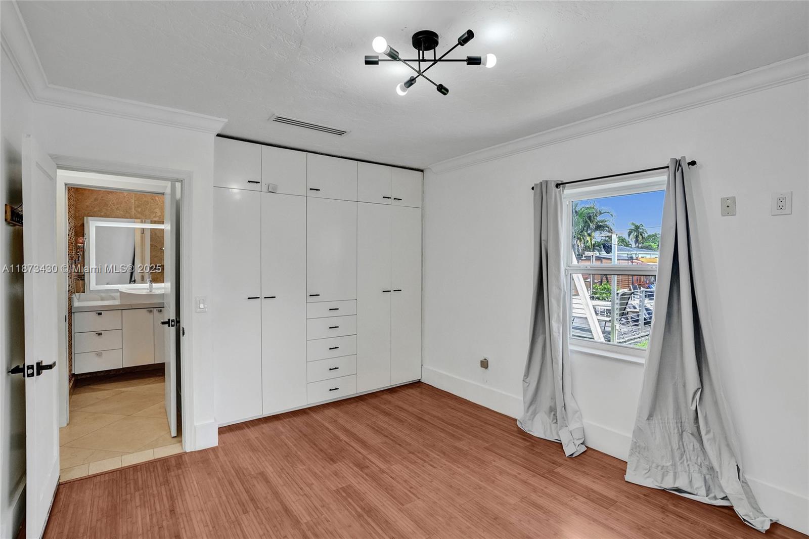 BISCAYNE GARDENS SEC E PA - Residential Lease